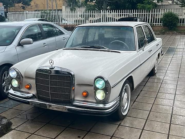 2022 Independence Day Drive And Show Had Cars That Once Ruled Nigerian Roads On Display (PHOTOS) - autojosh 