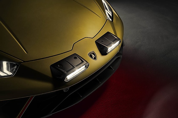Off-roading Lamborghini Huracán Sterrato Super Sports Car Revealed With 602-hp, All-terrain Tyres - autojosh 
