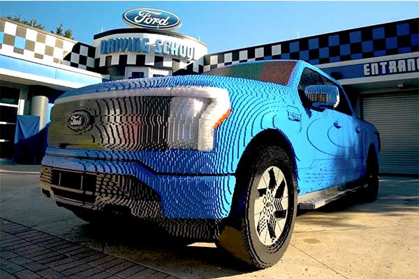 Check Out This Life-Sized Lego Ford F-150 Lightning That Took 1600 Hours To Put Together