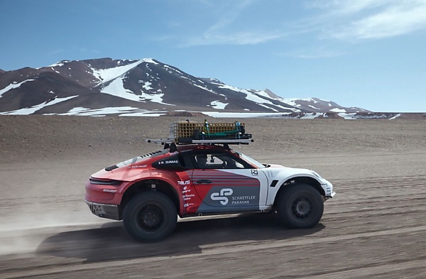 Two Special Porsche 911 Driven Up To 19,708 Feet To Explore The Highest Volcano In The World - autojosh 