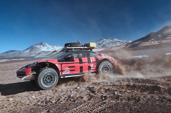 Two Special Porsche 911 Driven Up To 19,708 Feet To Explore The Highest Volcano In The World - autojosh 
