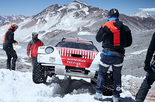 Two Special Porsche 911 Driven Up To 19,708 Feet To Explore The Highest Volcano In The World - autojosh 