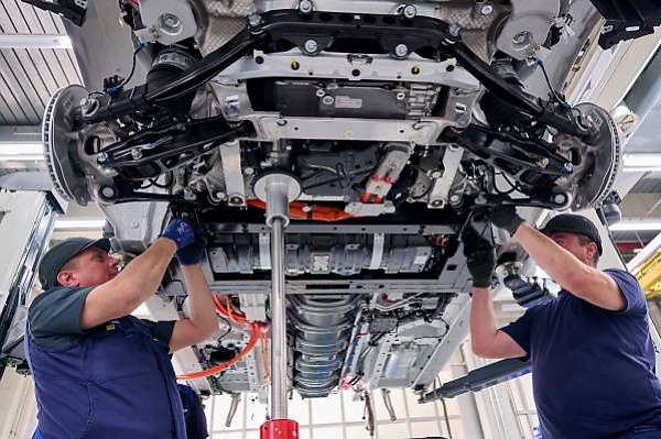 BMW Starts Small-series Production Of Hydrogen-powered iX5 Model - autojosh 