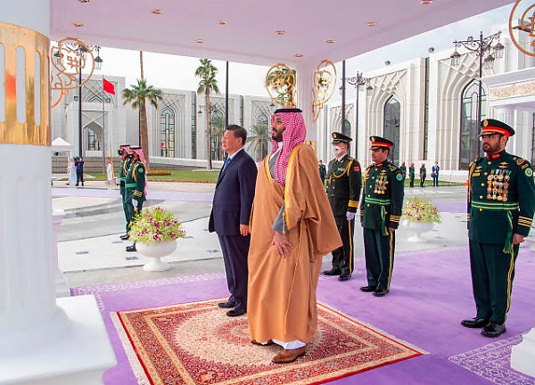 Watch : Saudi Royal Guard On Horses Escorts Chinese President Xi's Car To King's Palace - autojosh 