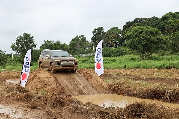 Today's Photos : Toyota Cote d'Ivoire Takes Land Cruiser LC 300, Hilux For  An Off-roading Adventure