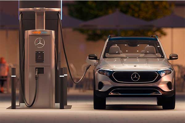 Mercedes-Benz Set To Invest $1 Billion On High-Power Charging Network Stations