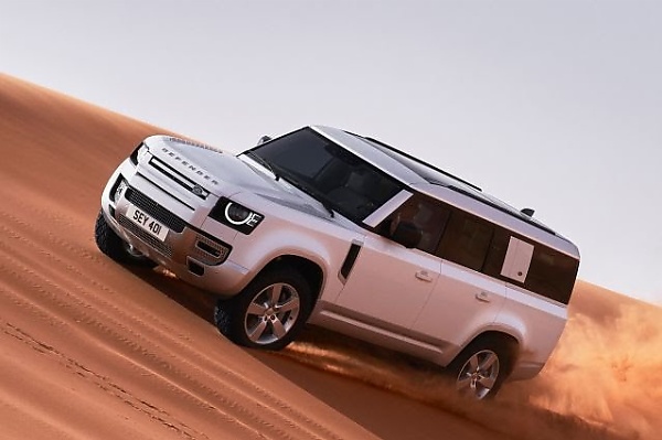 Today's Photos : Stretched Land Rover Defender 130 - autojosh 