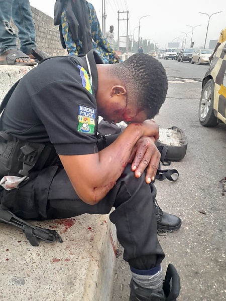 PHOTOS: Policeman Injured In A Hit-and-run Crash In Lagos - autojosh 