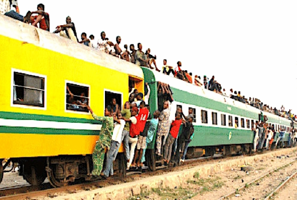 Rail Transportation In Lagos : Then 'Overloaded Train' Vs Now 'Blue Line Electric Train' (PHOTOS) - autojosh 