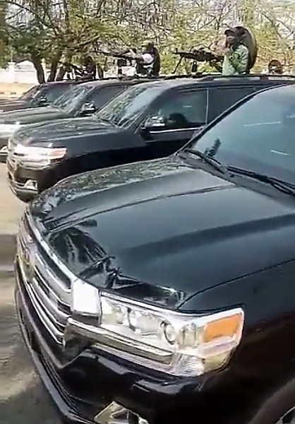 Dino Melaye Shows Armored SUVs Fitted With Machine Guns That Kogi Gov Plans To Use To Cause Violence (Video) - autojosh