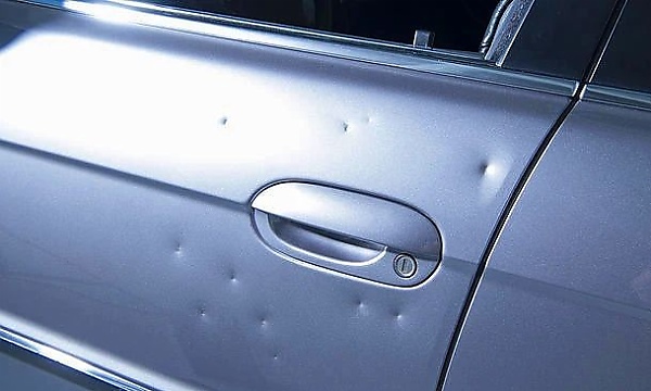 This Gadget-filled BMW 750iL Starred In The James Bond Movie 'Tomorrow Never Dies' - autojosh 