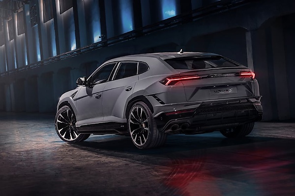 Lamborghini Begins Deliveries Of The New Urus S - autojosh