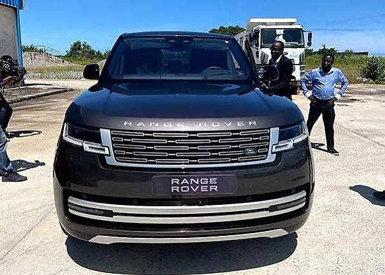 Range Rover Autobiography Wins Luxury Car Of The Year At 2023 Nigeria Auto Journalists Association Awards - autojosh