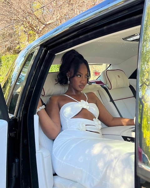 Tems Arrived In Style At The Roc Nation Pre-Grammy Brunch In Rolls-Royce Phantom 8 - autojosh 
