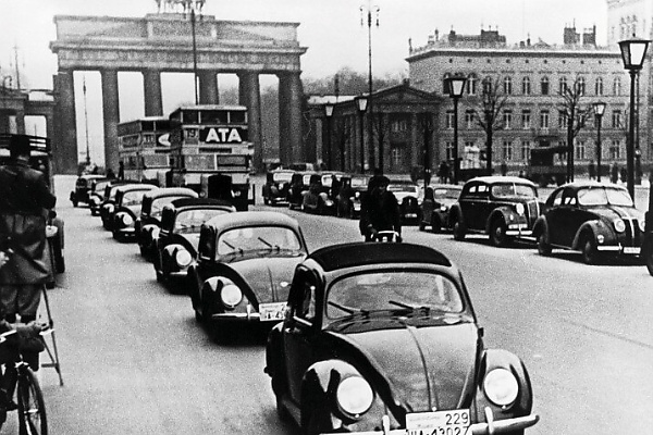 51 Years Ago Today : Volkswagen Beetle Became The Best-selling Car Ever - autojosh 