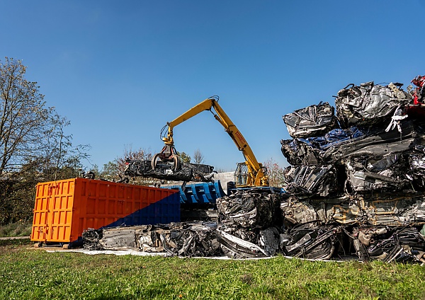 Audi's MaterialLoop Project Uses Recycled Car Parts In The Production Of New Vehicles - autojosh 