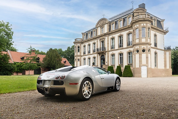 Bugatti Restores Veyron 16.4 Coupe And Grand Sport Owned By A Customer From Dubai - autojosh 
