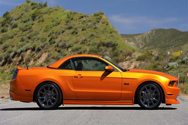 Photo Of The Day Checkout This 2011 Ford Mustang With A Retractable