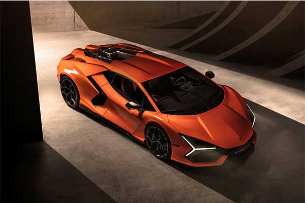 Lamborghini Has Unveiled The 1,001 Hp Revuelto Supercar That Replaces The Aventador