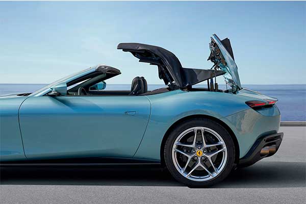 Ferrari Roma Goes Topless In New Spider (Convertible) Variant For 2024