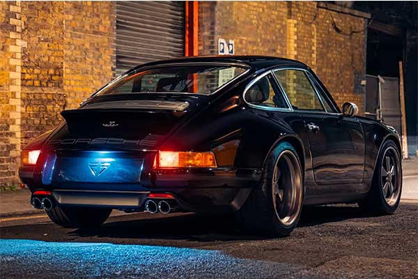 Theon Design Restomods A 964 Porsche 911 And It Looks Immaculate
