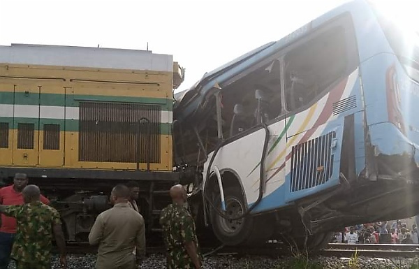 Three Dead, Several Injured As Train Rams Into Lagos Govt Staff Bus - autojosh 