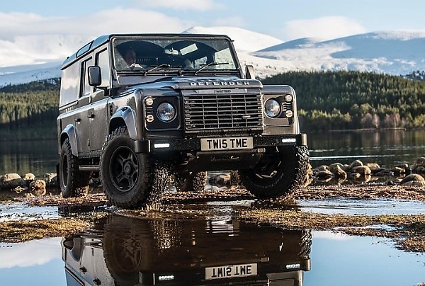 Someone Bought 200 Defenders Before It Was Discontinued In 2015, Now People Pay $268k To Have One - autojosh 
