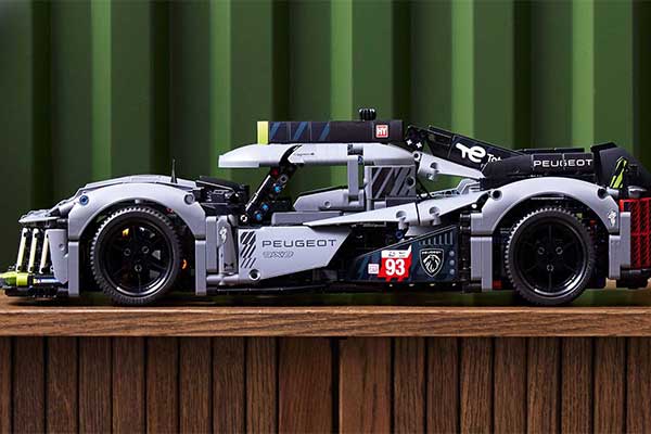 Check Out This Lego Peugeot 9x8 Le Mans Race Car With A Glow In The Dark Ability