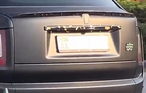 $450,000 Rolls-Royce Cullinan Spotted Wearing 'AA8' Number Plate Worth $9.5 million - autojosh 