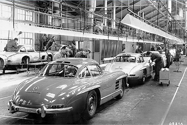 “Factory 56” : Mercedes-Benz Assembly Lines From The Past - autojosh 