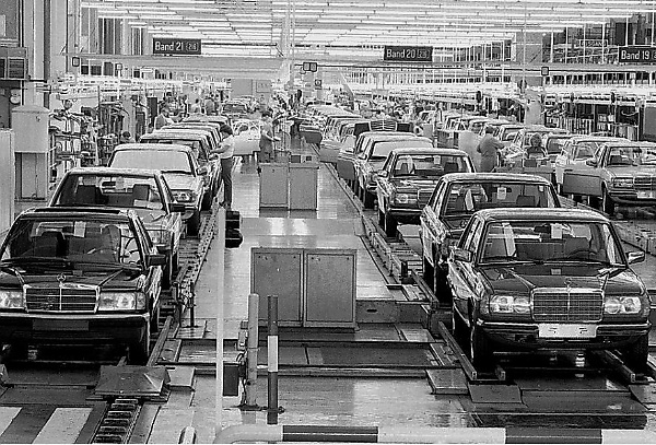 “Factory 56” : Mercedes-Benz Assembly Lines From The Past - autojosh 