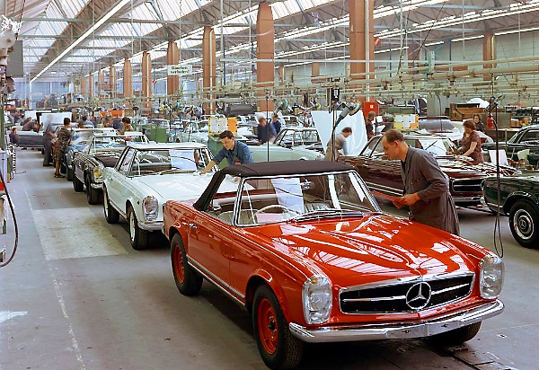 “Factory 56” : Mercedes-Benz Assembly Lines From The Past - autojosh 