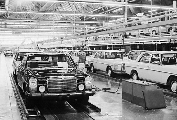 “Factory 56” : Mercedes-Benz Assembly Lines From The Past - autojosh 