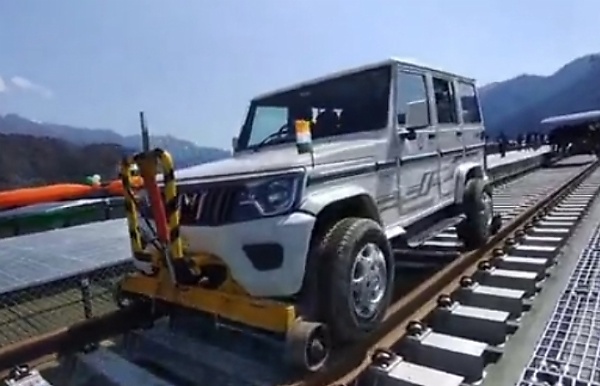 Indian Railways Converts Mahindra Bolero Into Rail Vehicle To Inspect World’s Highest Rail Bridge [Video] - autojosh 