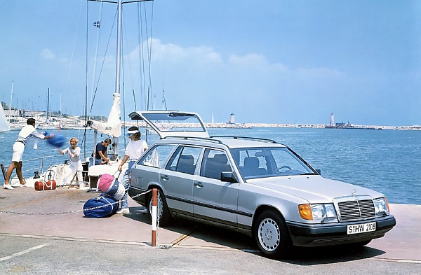 Well Maintained Mercedes-Benz W124 'V-Boot' Cruising Majestically On The Nigerian Road - autojosh 