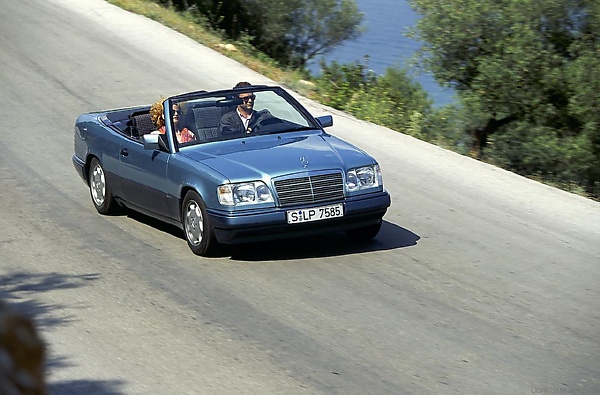 Well Maintained Mercedes-Benz W124 'V-Boot' Cruising Majestically On The Nigerian Road - autojosh 