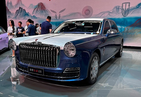 Retro-style Hongqi L5 Limo Dubbed “Rolls-Royce Of China” Debut As China’s Most Expensive Car - autojosh 