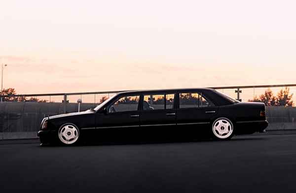 Today's Photos : This Lowriding W124-based Stretched Mercedes E500 'Lownatics' Is A Head-tuner - autojosh 