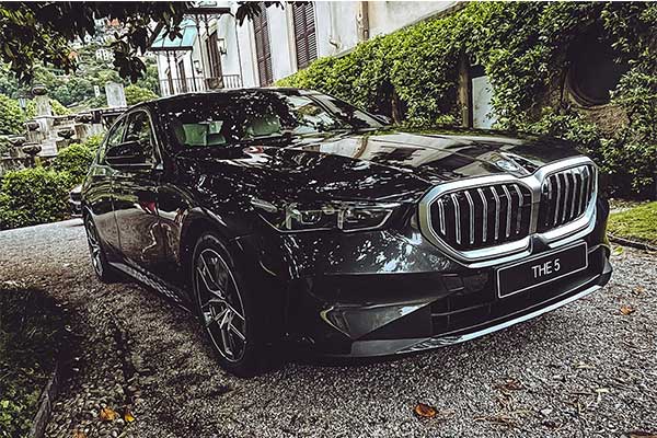 BMW Takes The Lid Off It's 2024 5-Series And i5 Range Of Vehicles