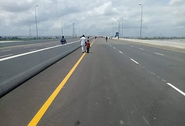 Buhari Unveils The Second Niger Bridge, 1.6 Kilometers Bridge Named After The President - autojosh