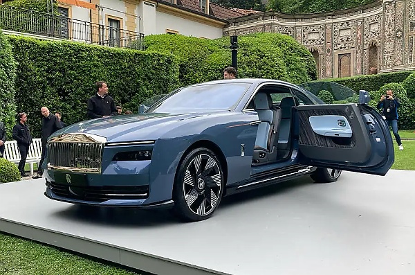 From Rolls-Royce Spectre To Bugatti Mistral, Here Are Cars On Display At Concorso d'Eleganza Villa d'Este - autojosh