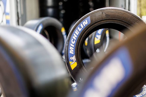 Le manufacturier français Michelin quitte la Russie et vend une usine qui produit 2 millions de pneus par an 