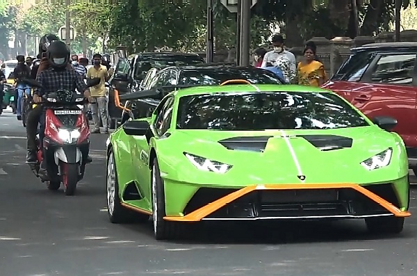 Hindu Priest Performs Rituals On New Lamborghini Huracan At The Showroom Before Delivery (Video) - autojosh 