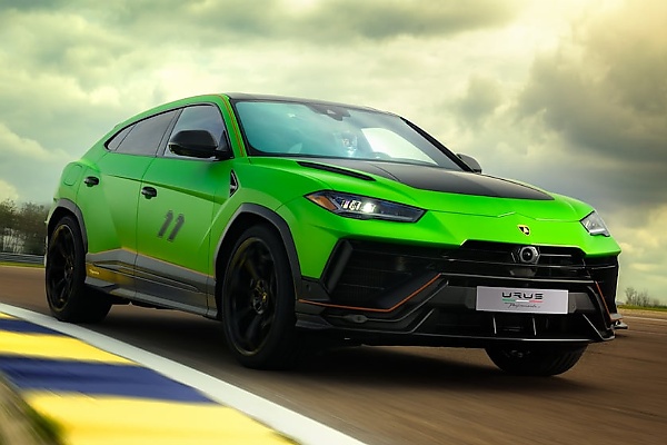 Lamborghini Unveils Special Edition Urus Performante Inspired By Essenza SCV12 Hypercar - autojosh 