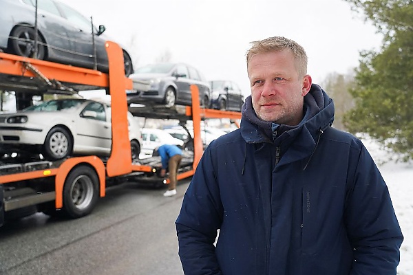 Latvia Donates Hundreds Of Cars Seized From Heavily Drunk Drivers To Ukraine War Effort - autojosh 