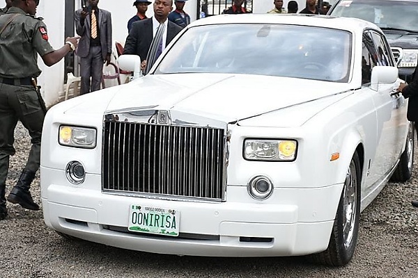 Classic 1970 Mercedes-Benz Joins Ooni Of Ife's Car Collection - autojosh 