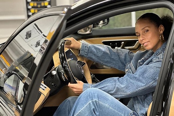 Swizz Beatz Believes His Wife, Alicia Keys Doesn’t Like $500K Mercedes-Maybach He Gifted Her - autojosh 