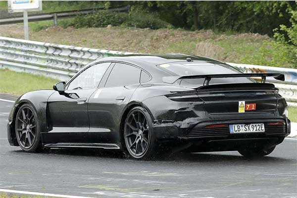 Spy Photos Of A 1000 Hp Facelifted Porsche Taycan Spotted Testing