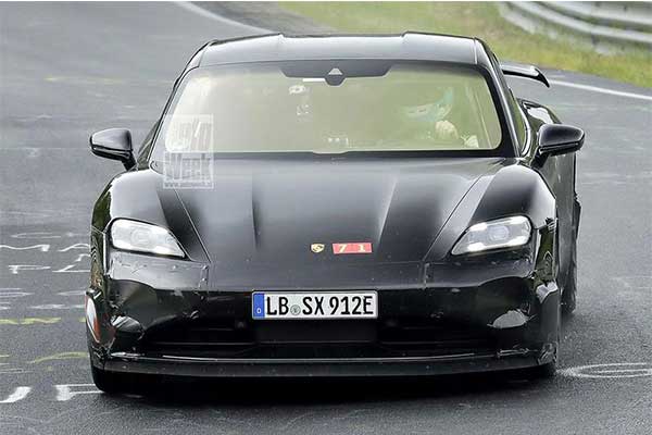 Spy Photos Of A 1000 Hp Facelifted Porsche Taycan Spotted Testing