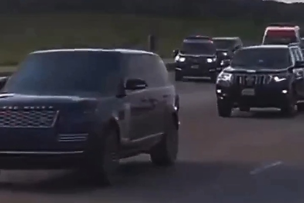 Watch As Convoy Of Over 120 Vehicles Escort President Tinubu To His Residents In Lagos - autojosh 